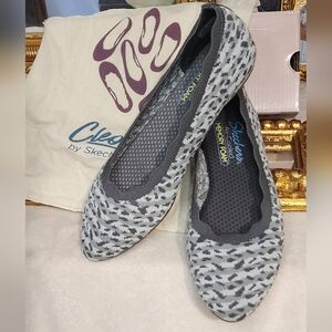 Cleo's by Skechers Women's Shoes -Charcoal